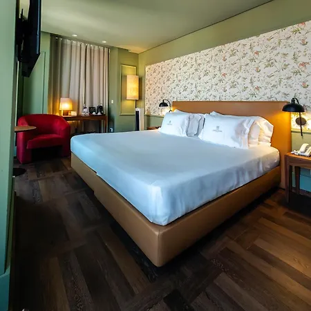 Hotel Carmo Lisbona