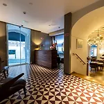 里斯本卡尔莫酒店 4*