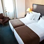 里斯本卡尔莫酒店 4*
