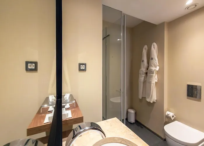 ホテル リスボア カルモ リスボン